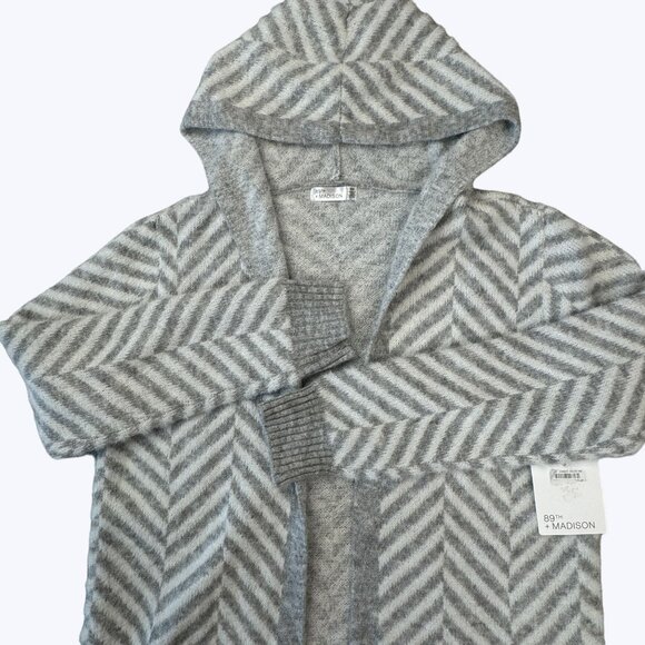 89th. & Madison NWT Women's Open Cardigan Hoodie Size Medium Grey and white - Picture 2 of 9